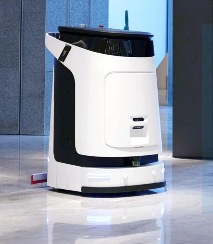 DEEBOT PRO M1